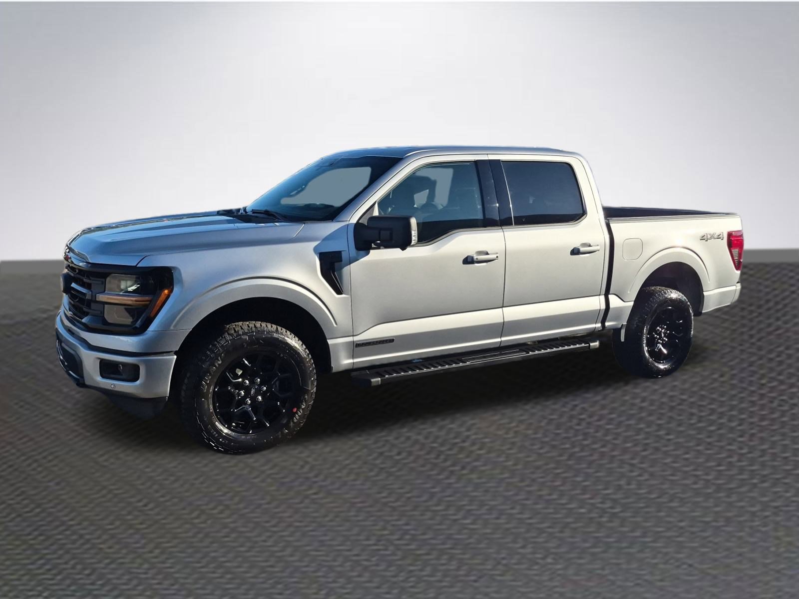 New 2025 Ford F150 XLT w/ Equipment Group 302A MID image 2