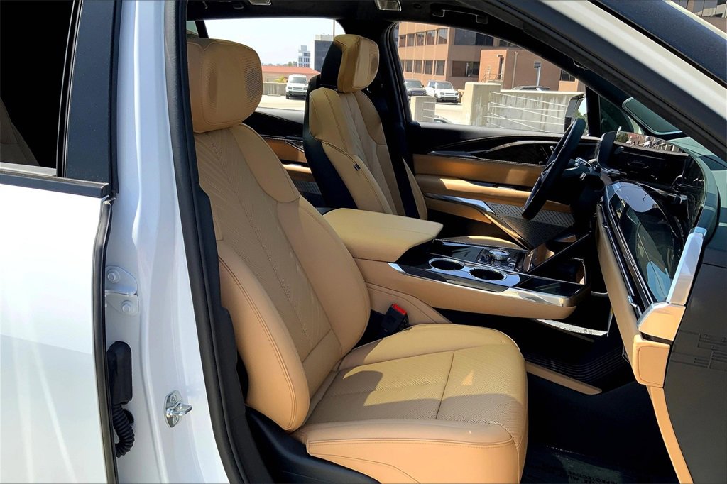 New 2025 Cadillac Escalade IQ Sport 2 image 36