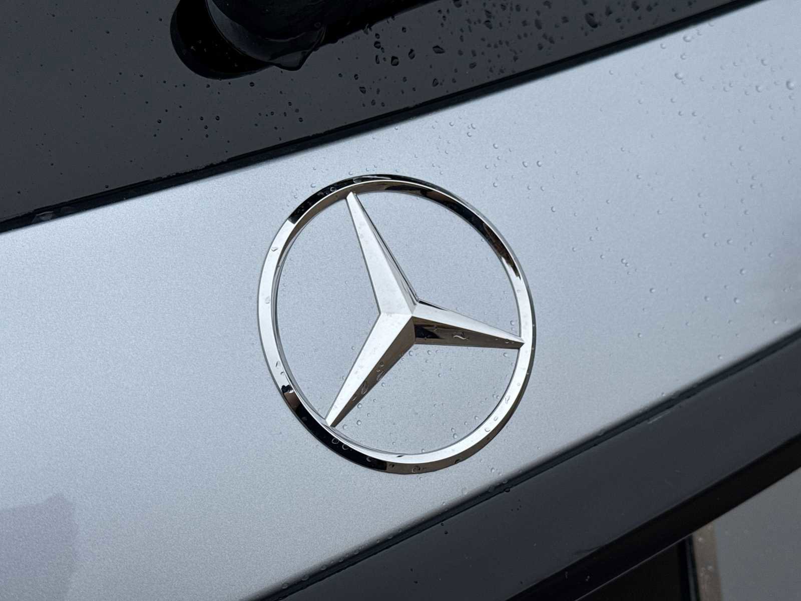 New 2026 Mercedes-Benz GLC 300 image 10