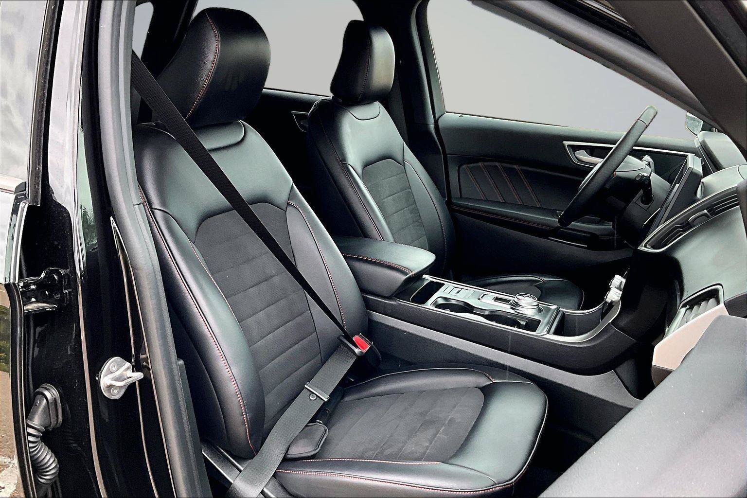 Used 2024 Ford Edge ST-Line AWD/4WD image 8