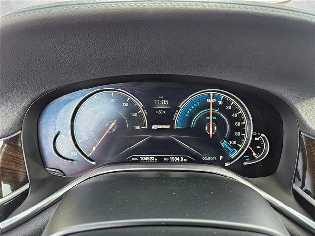 Used 2018 BMW 740e xDrive image 11