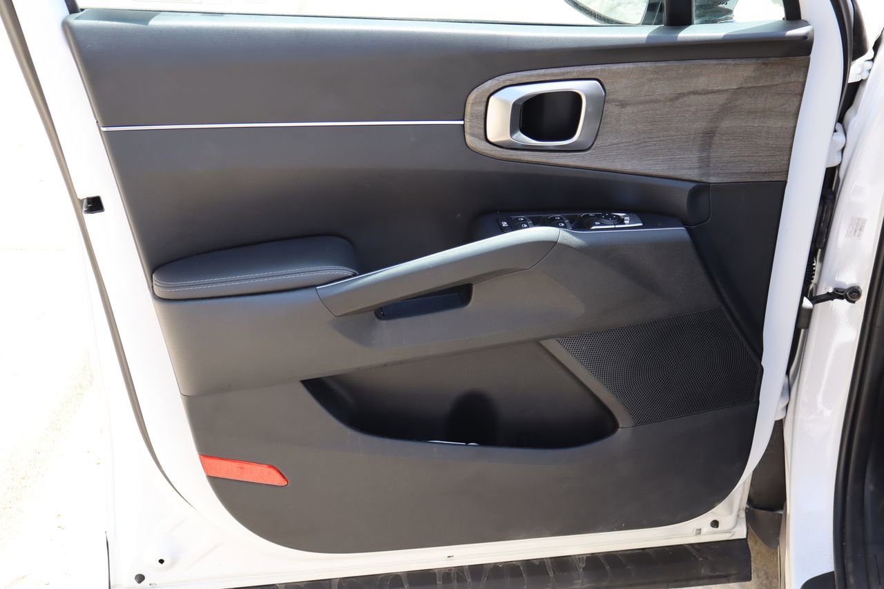 Used 2023 Kia Sorento EX FWD image 21