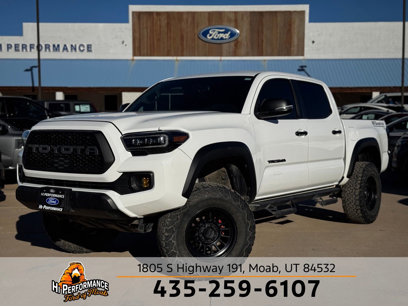 Used 2023 Toyota Tacoma TRD Off-Road image 1