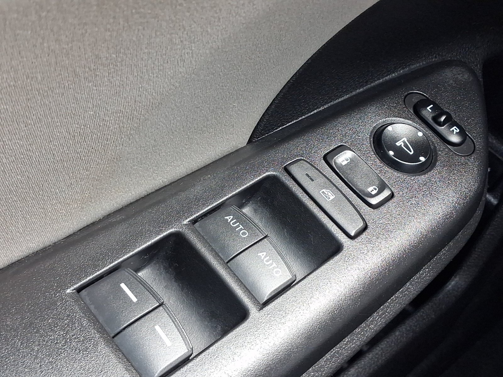 Used 2022 Honda Insight EX image 13