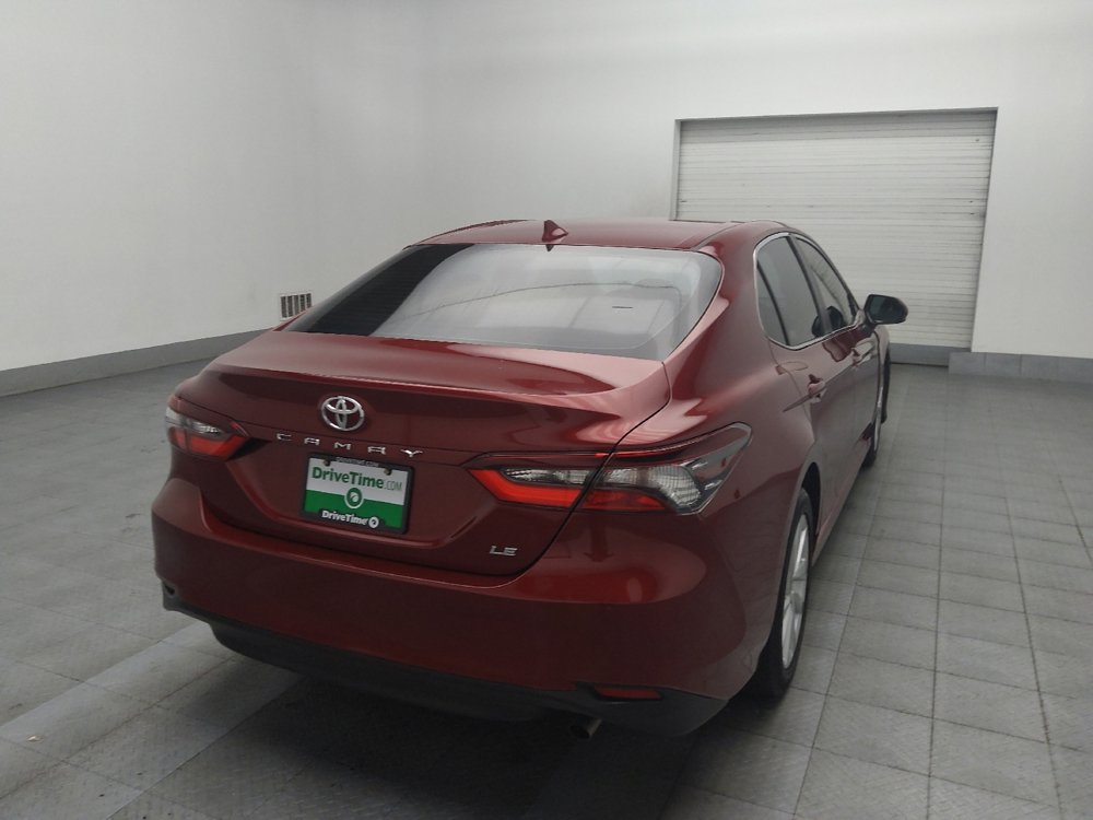 Used 2021 Toyota Camry LE image 9