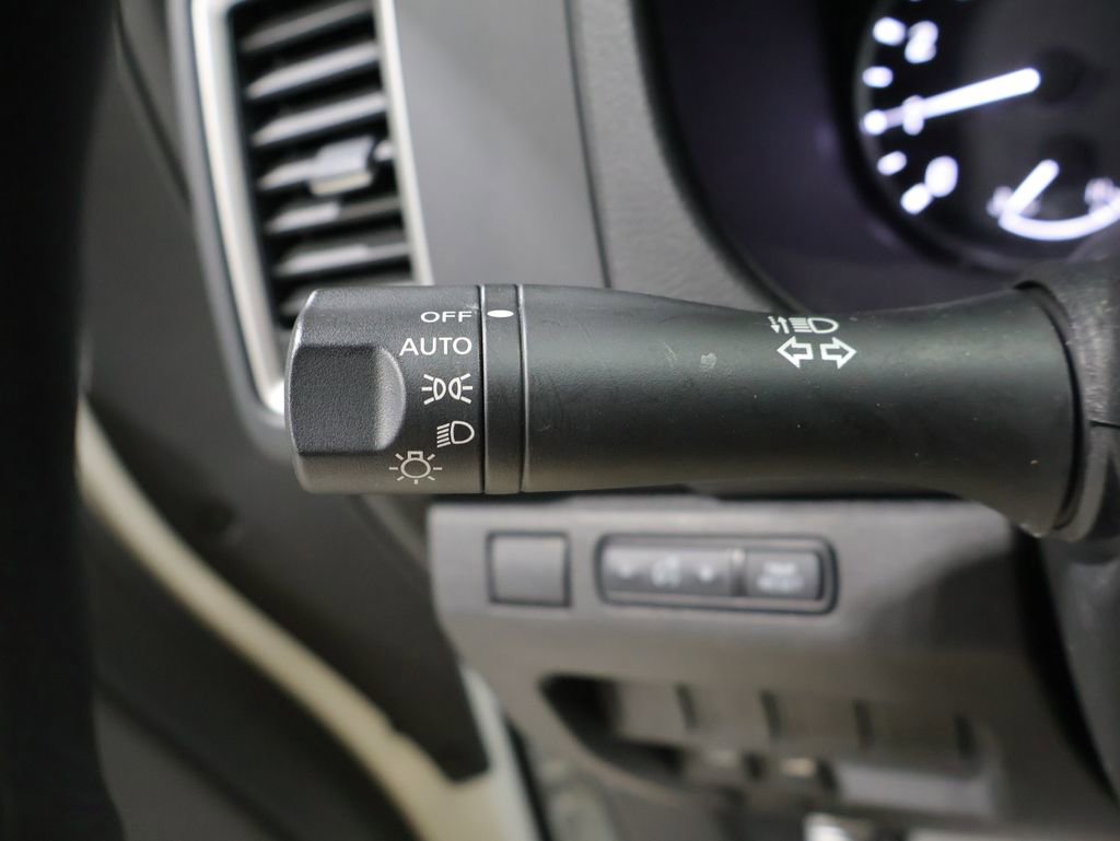 Used 2024 Nissan Frontier SV AWD/4WD image 34
