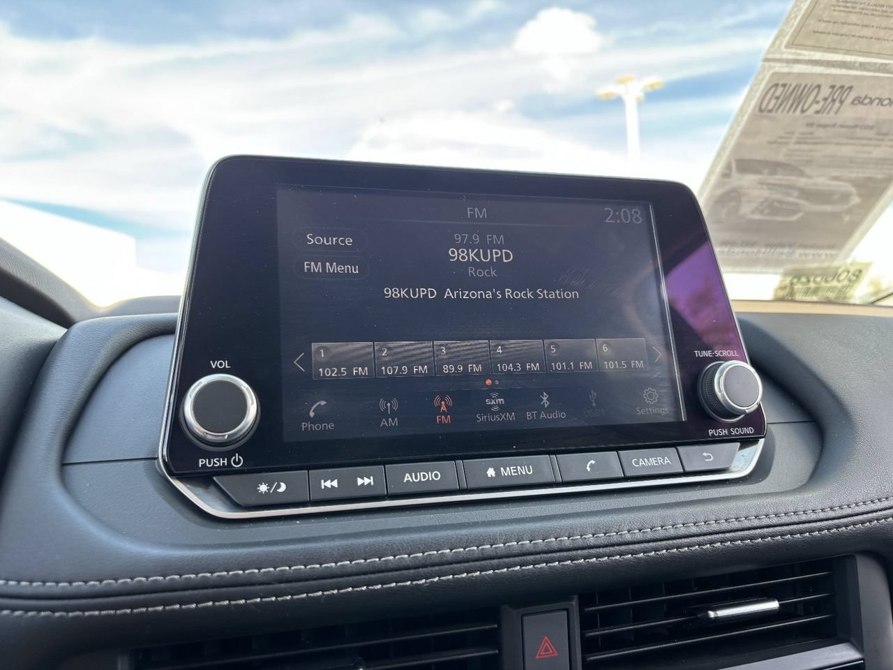 Used 2023 Nissan Rogue SV FWD image 20