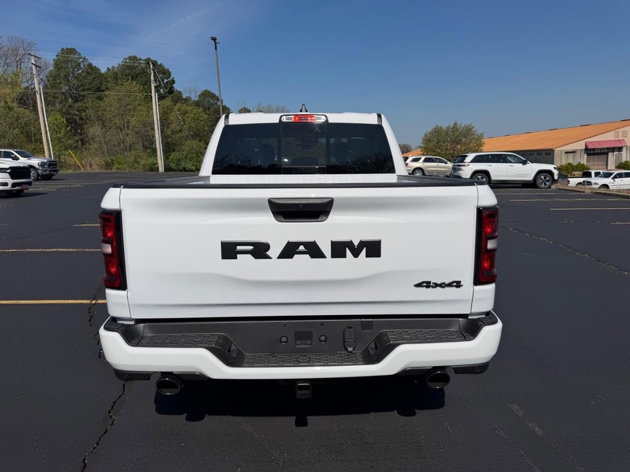 New 2026 RAM 1500 Express AWD/4WD image 4