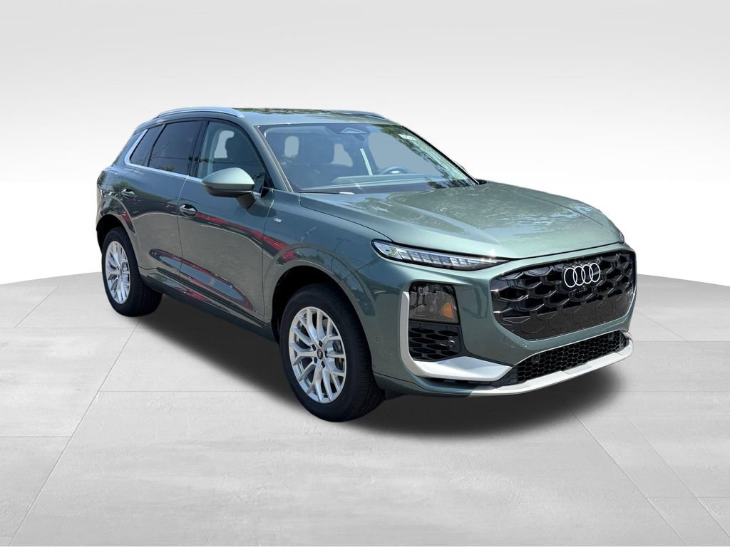 New 2026 Audi Q3 quattro 2.0T AWD/4WD image 3