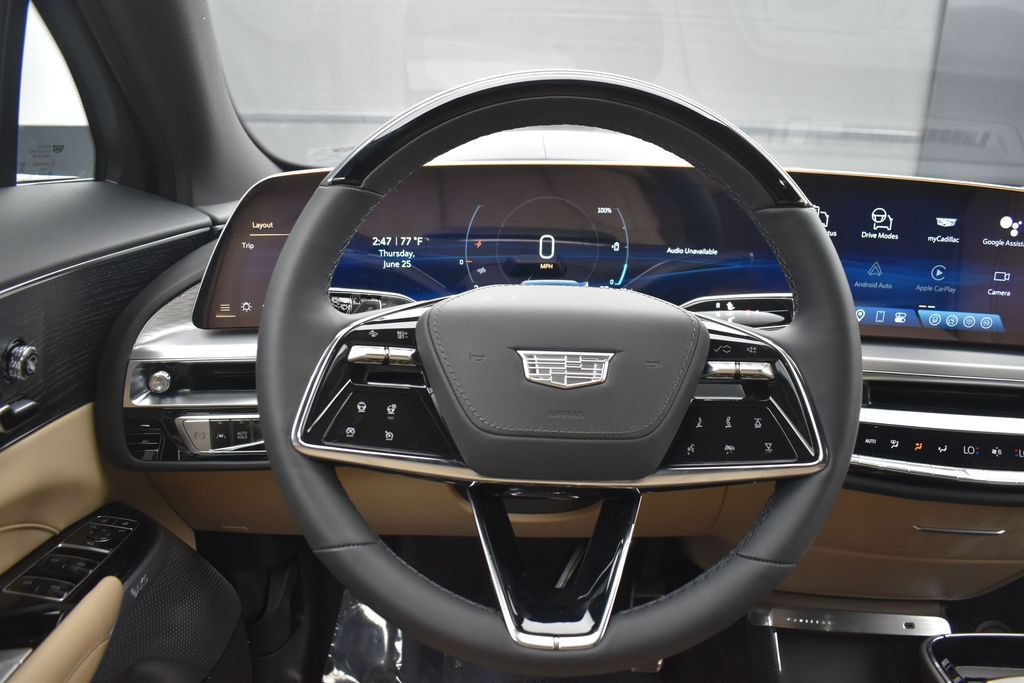 New 2026 Cadillac Lyriq Signature Sport w/ Nappa Leather Package AWD/4WD image 12