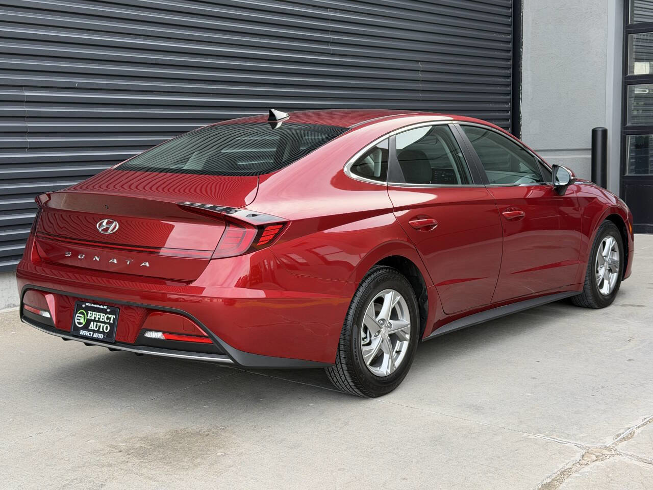 Used 2023 Hyundai Sonata SE FWD image 11