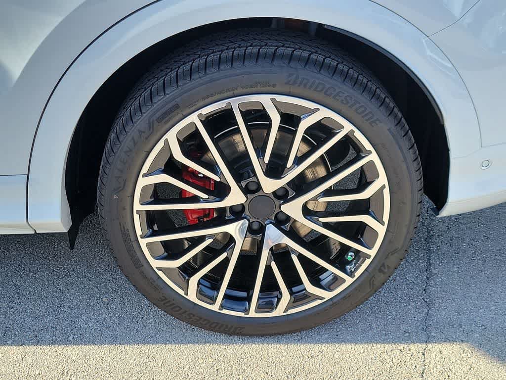 New 2026 Audi SQ5 Prestige AWD/4WD image 8