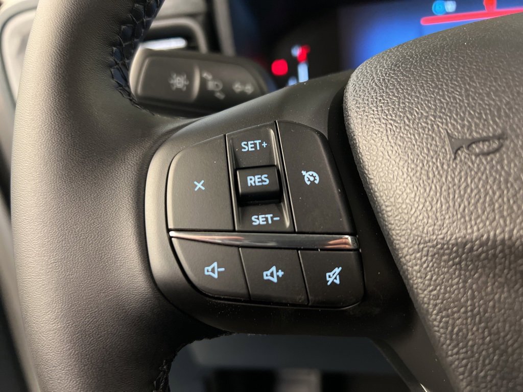 New 2025 Ford Maverick XLT w/ Equipment Group 301A image 17