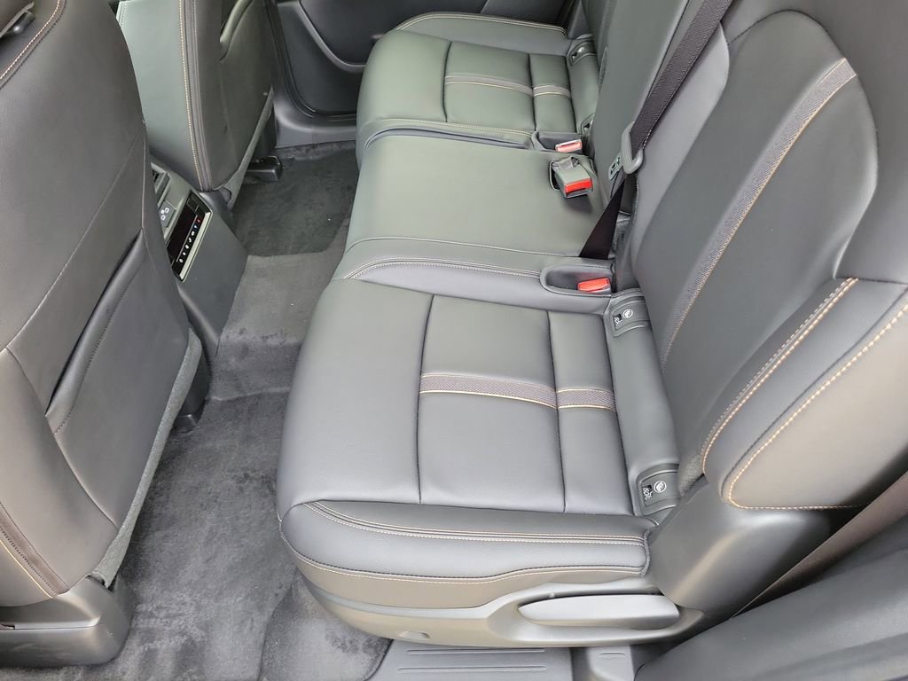 New 2026 MAZDA CX-90 3.3 Turbo w/ Select Package image 16