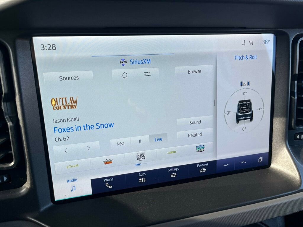 Used 2024 Ford Bronco Black Diamond image 10