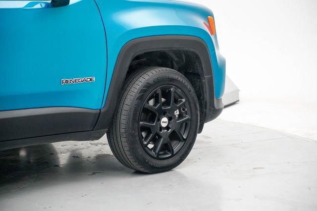 Used 2022 Jeep Renegade Latitude w/ Sun/Sound Group image 8
