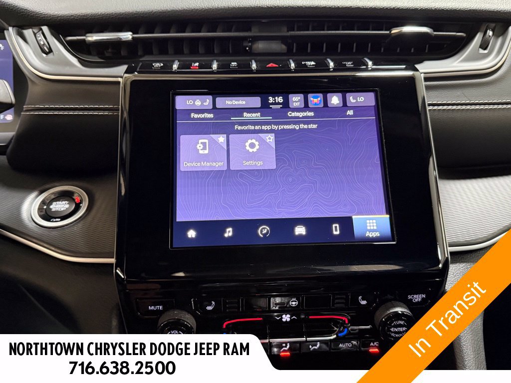 Used 2023 Jeep Grand Cherokee Altitude AWD/4WD image 15