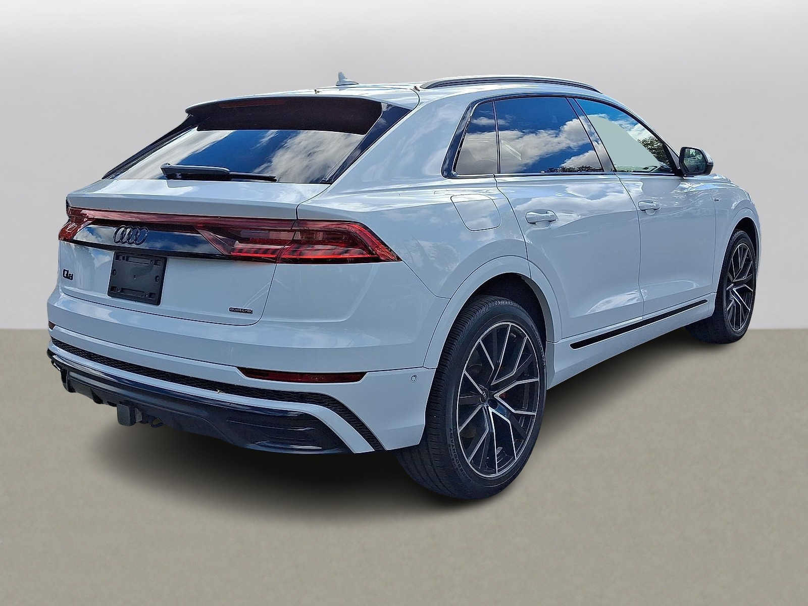 Certified 2023 Audi Q8 Premium Plus AWD/4WD image 31
