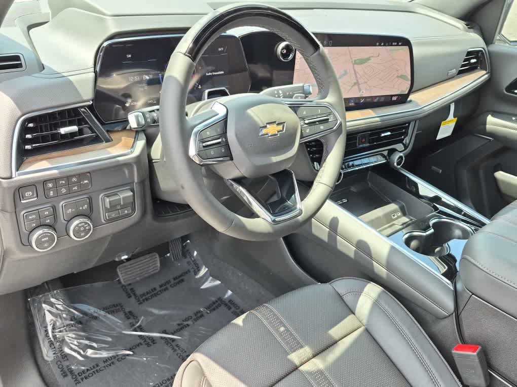 New 2026 Chevrolet Suburban High Country AWD/4WD image 13