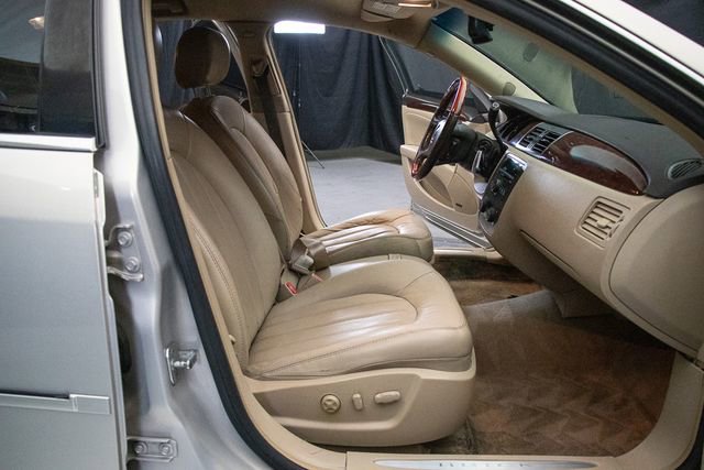 Used 2008 Buick Lucerne CXL w/ Driver Confidence Package image 15