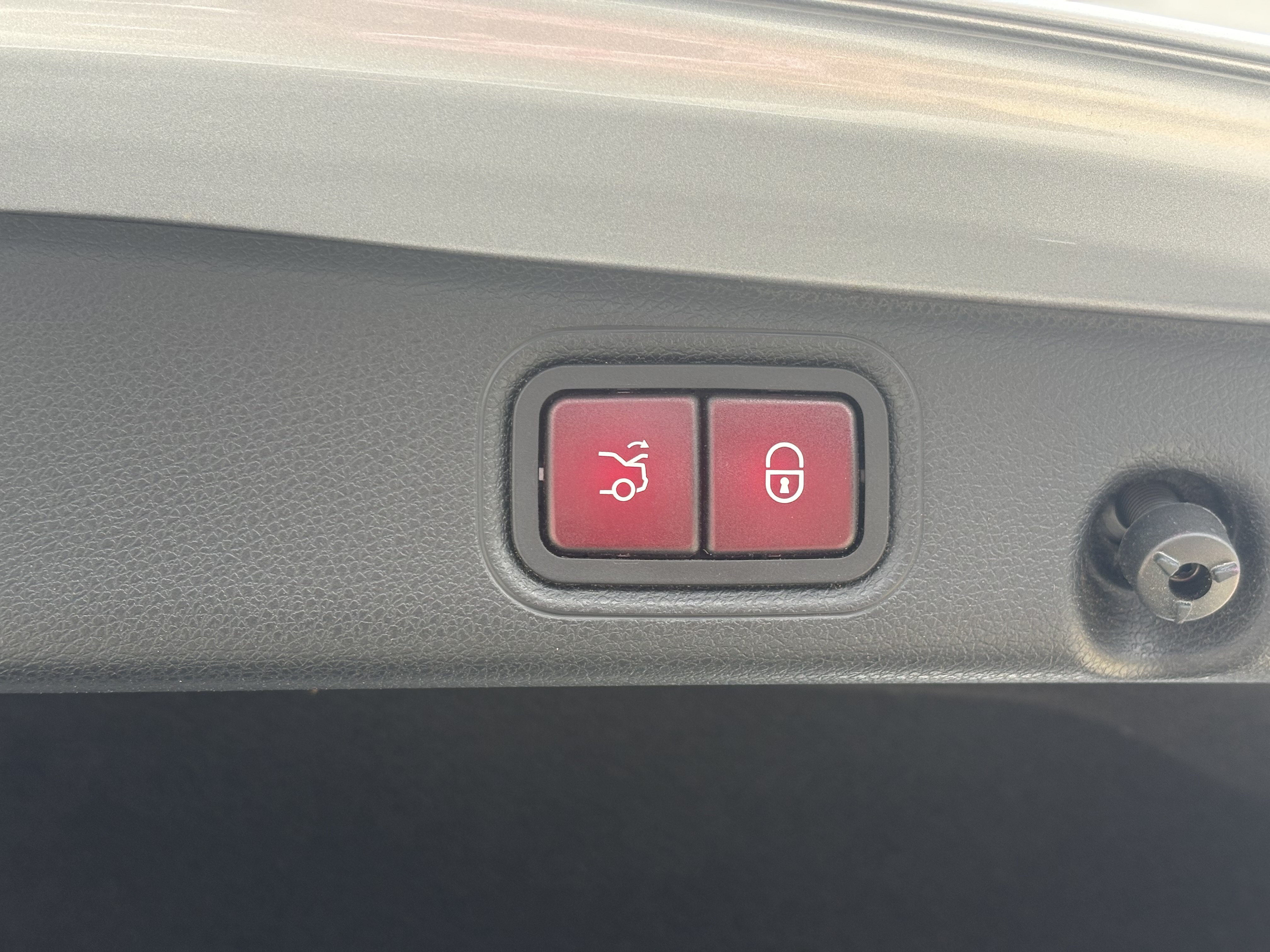 Used 2021 Mercedes-Benz E 350 Sedan image 10