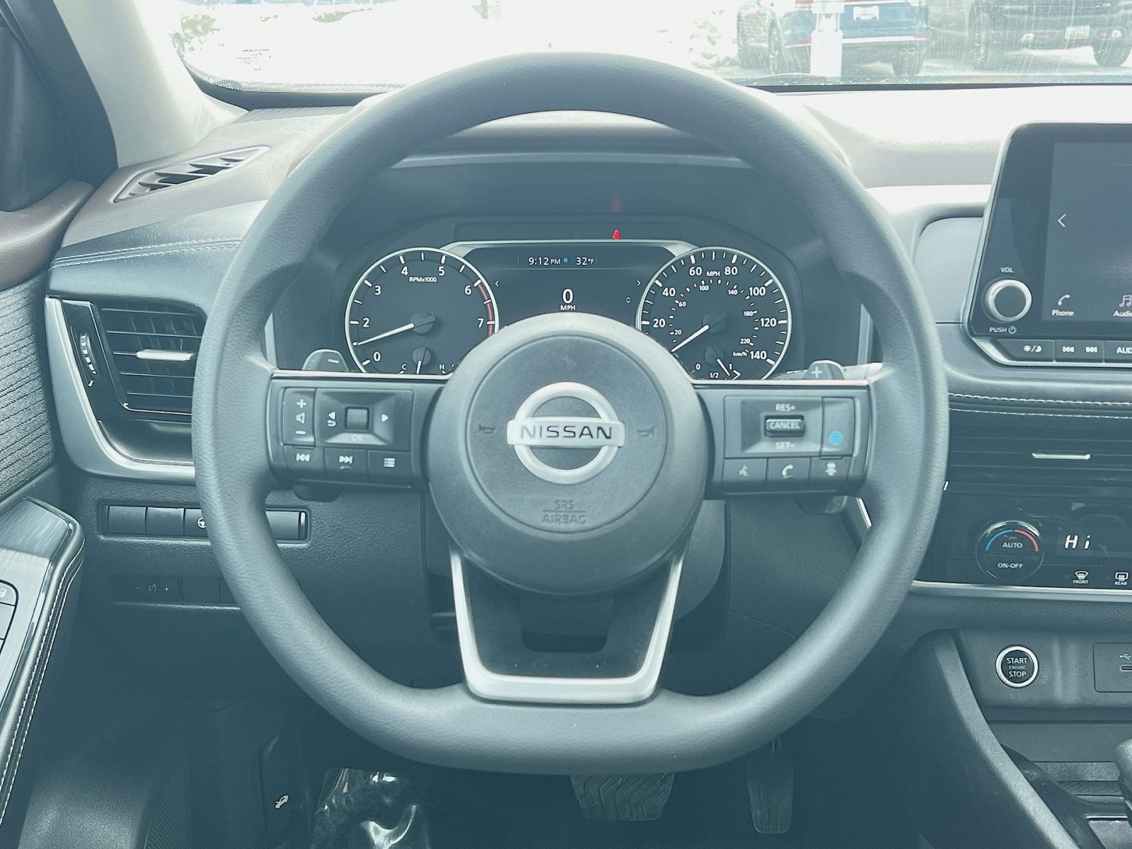Used 2021 Nissan Rogue SV image 16