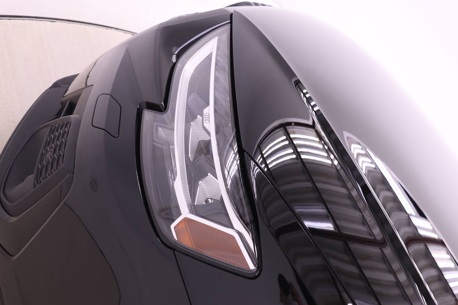 Certified 2024 Audi S8 image 10