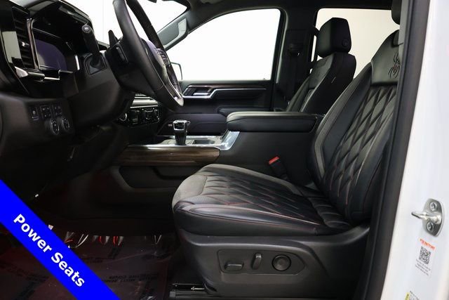 Used 2025 Chevrolet Silverado 1500 RST image 34