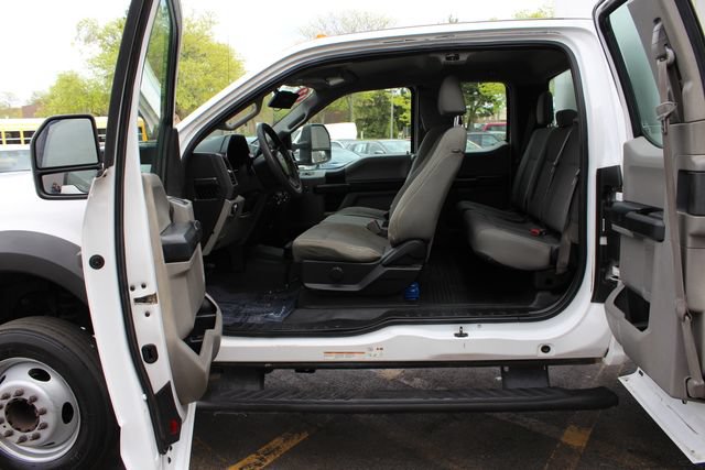 Used 2017 Ford F550 2WD SuperCab Super Duty image 13