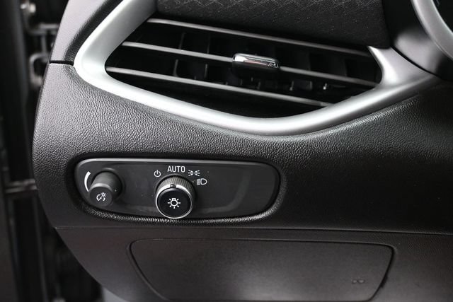 Used 2024 Chevrolet Malibu LT FWD image 19