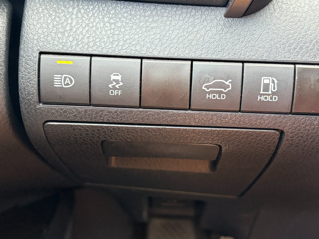 Used 2024 Toyota Camry SE FWD image 38