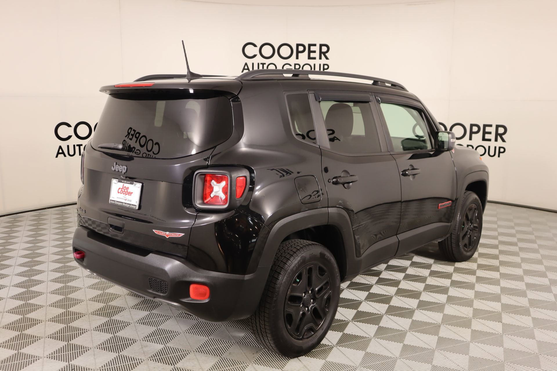 Used 2018 Jeep Renegade Trailhawk w/ UConnect 8.4 Nav Group image 20