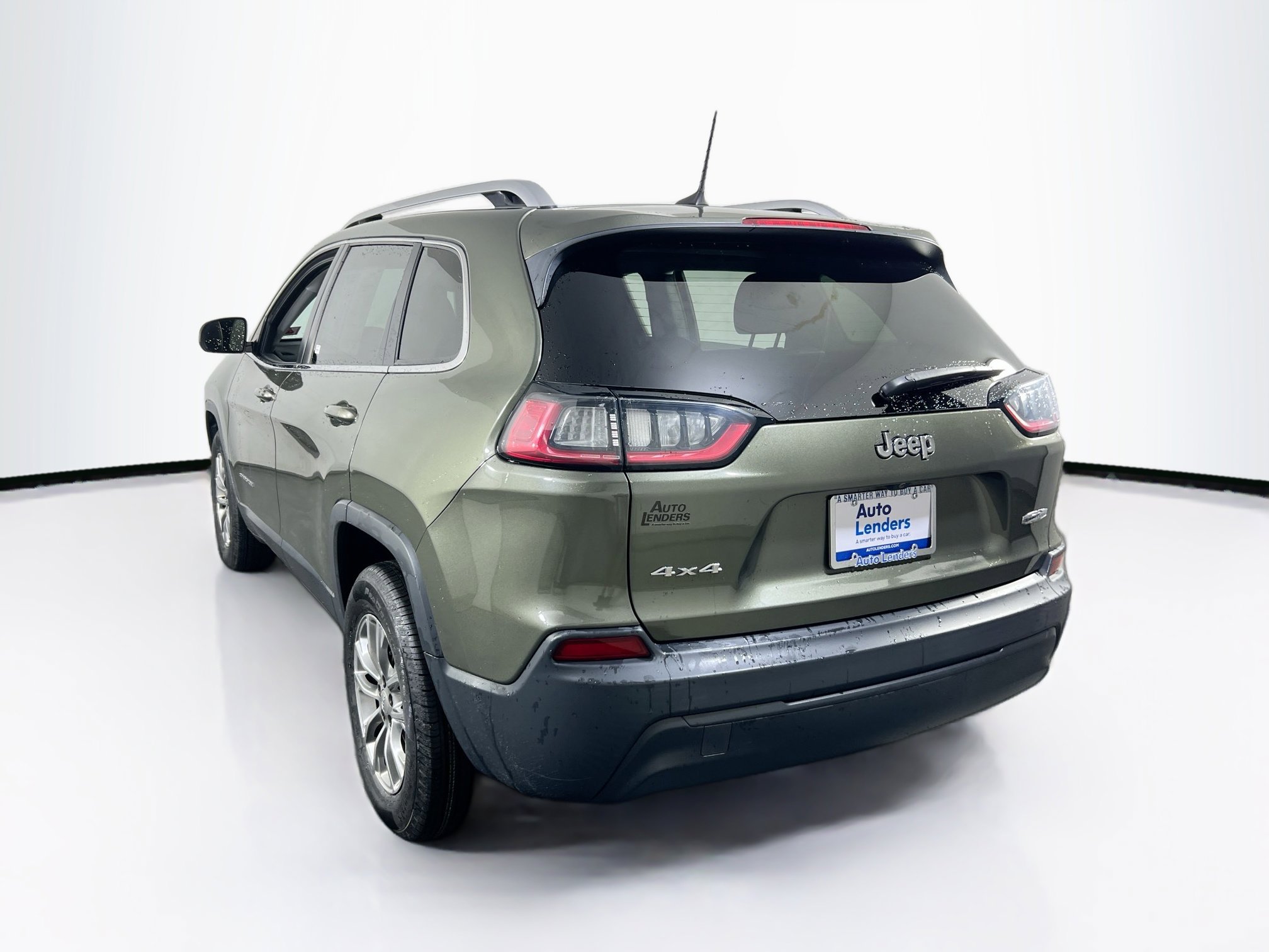 Used 2019 Jeep Cherokee Latitude Plus w/ Cold Weather Group image 7