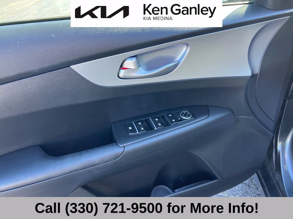 Certified 2022 Kia Forte LXS FWD image 25