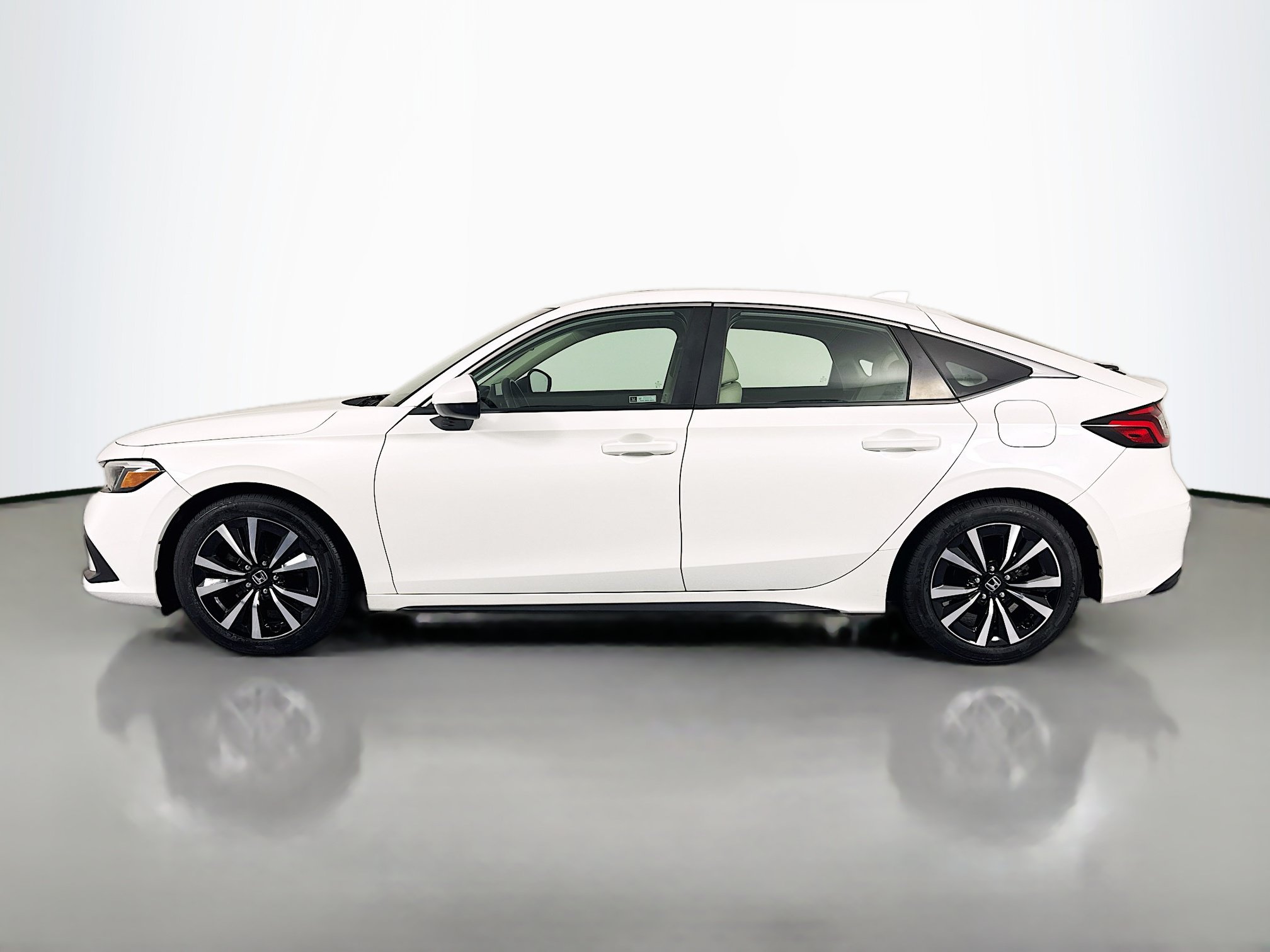 Certified 2024 Honda Civic EX-L image 8