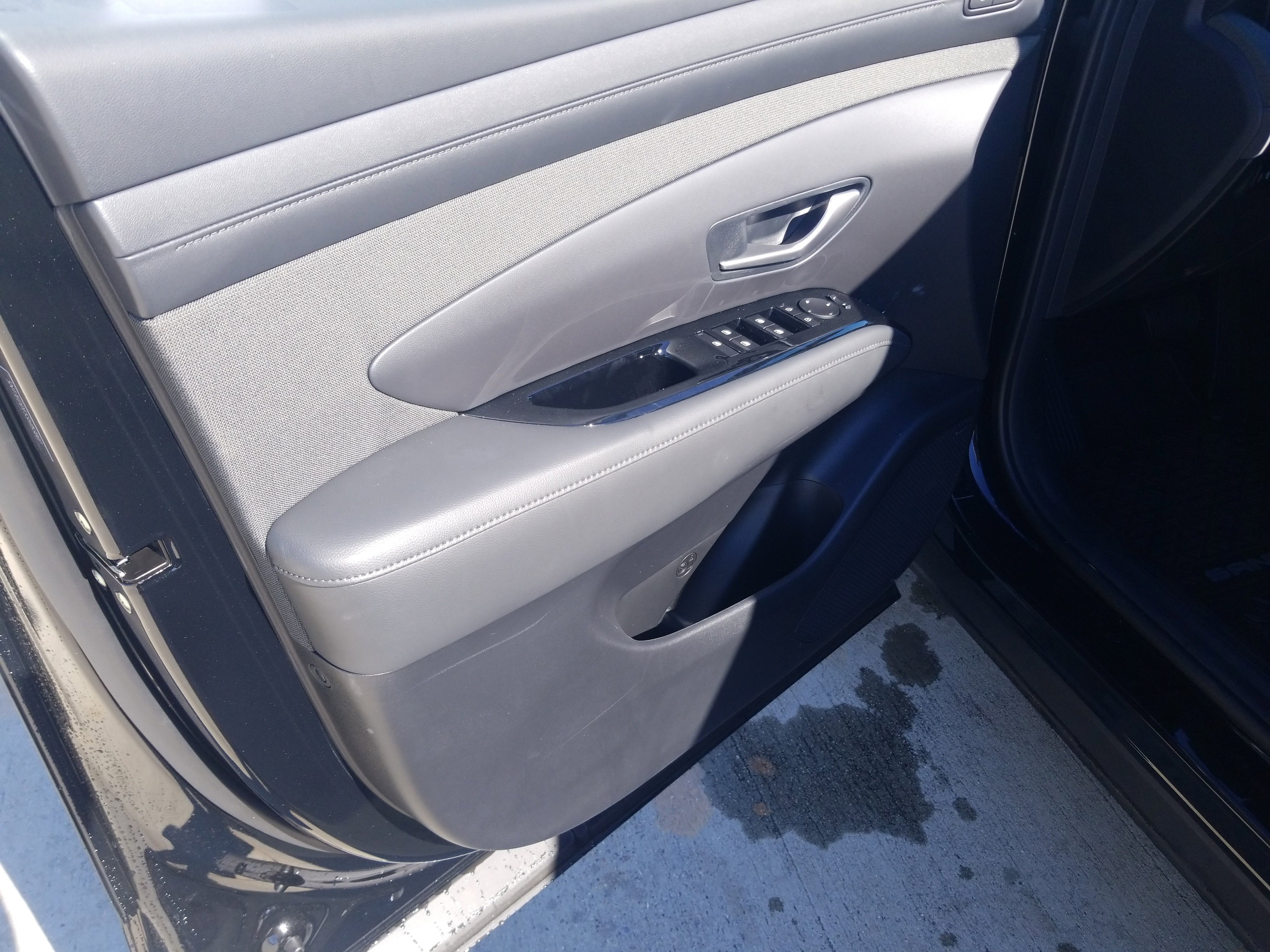 New 2025 Hyundai Santa Cruz Limited image 9