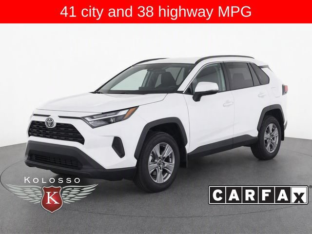 Used 2025 Toyota RAV4 XLE AWD/4WD image 1