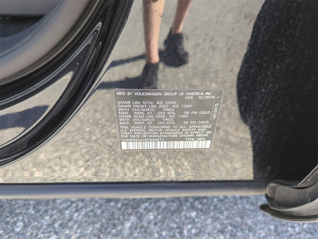 Used 2025 Volkswagen Atlas SE image 50