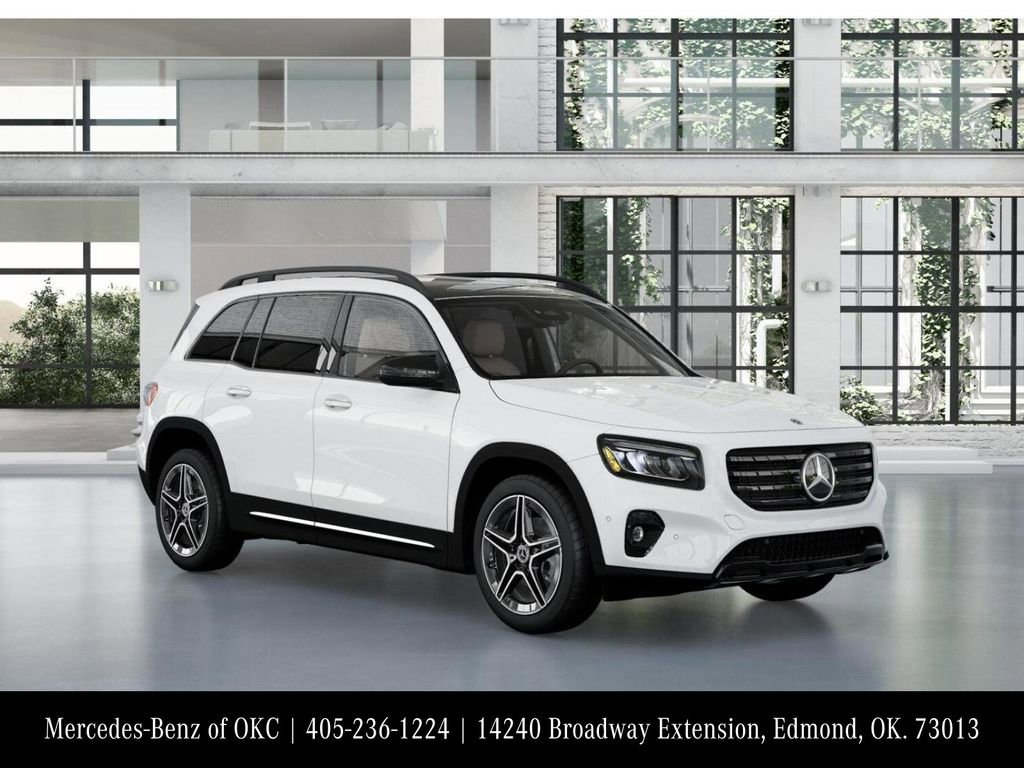 Used 2026 Mercedes-Benz GLB 250 4MATIC image 11