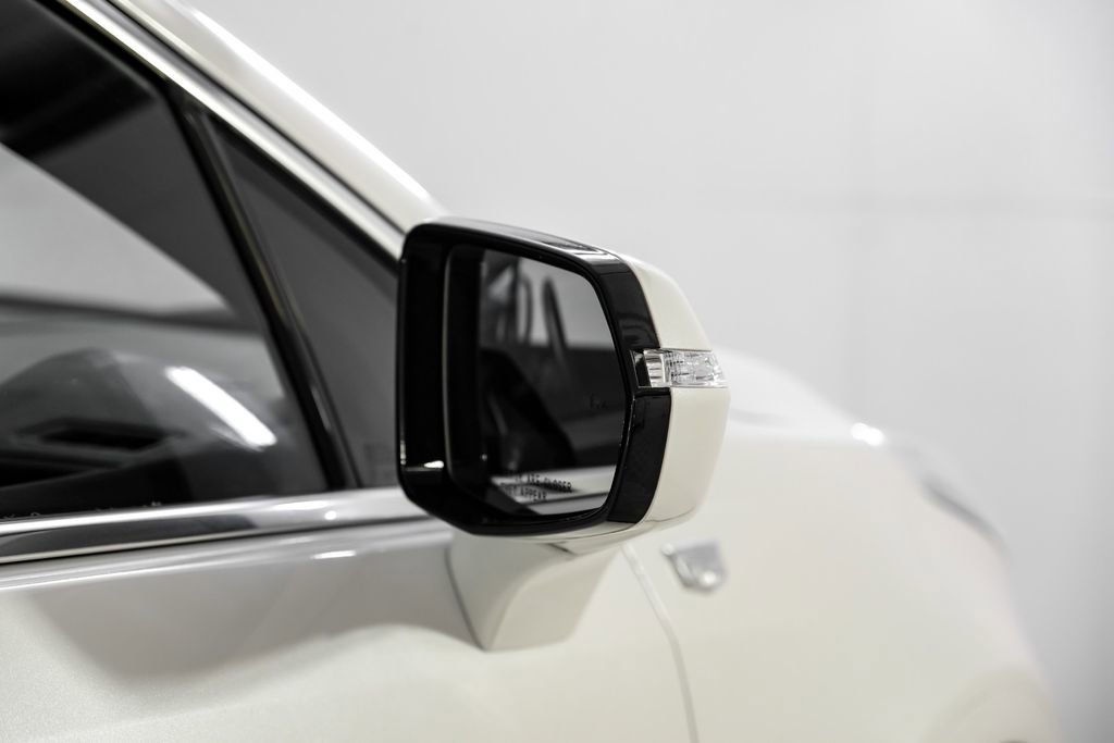 Used 2024 Cadillac XT5 Premium Luxury image 41