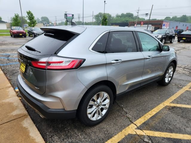 Used 2024 Ford Edge Titanium image 3