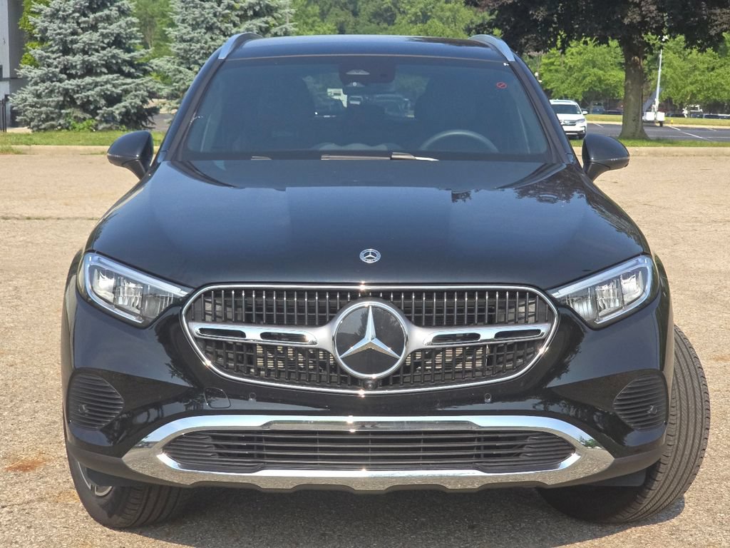 Used 2026 Mercedes-Benz GLC 300 4MATIC image 12