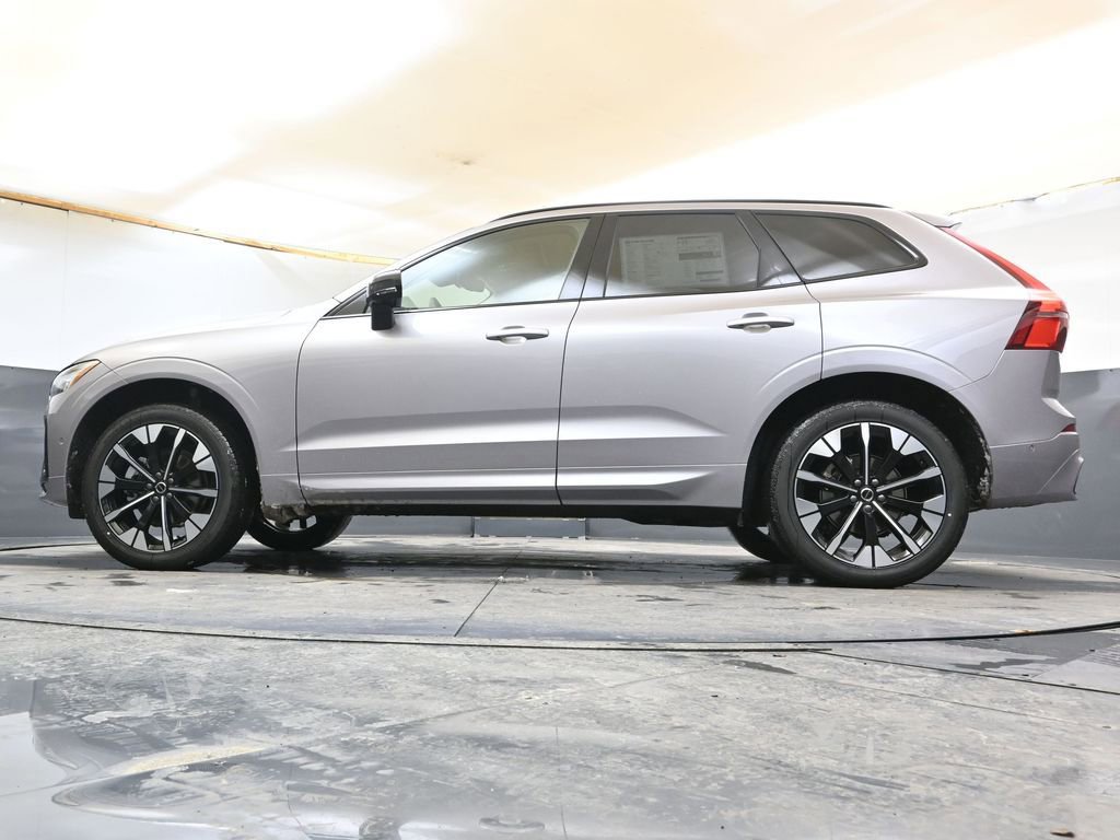 New 2026 Volvo XC60 B5 Plus w/ Protection Package Premier image 41