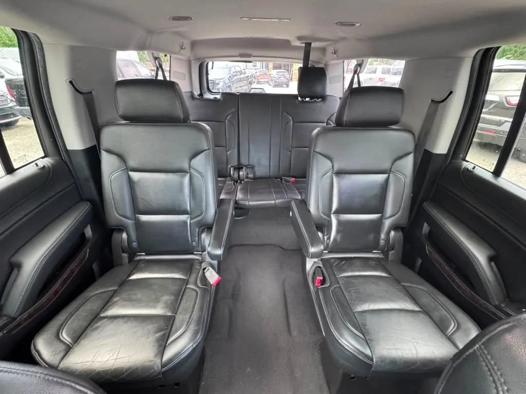 Used 2019 Chevrolet Suburban LT AWD/4WD image 16