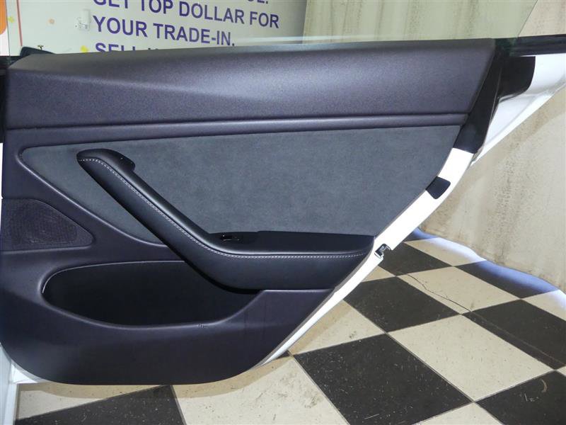 Used 2019 Tesla Model 3 Standard Range Plus image 25