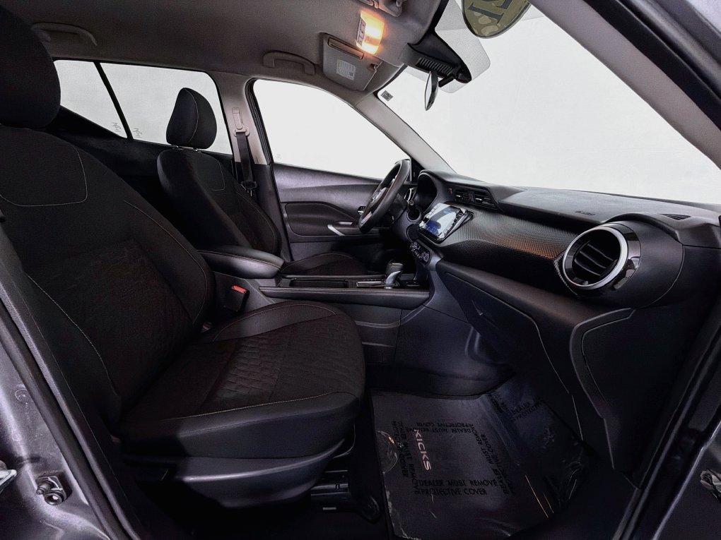 Used 2021 Nissan Kicks SV FWD image 30