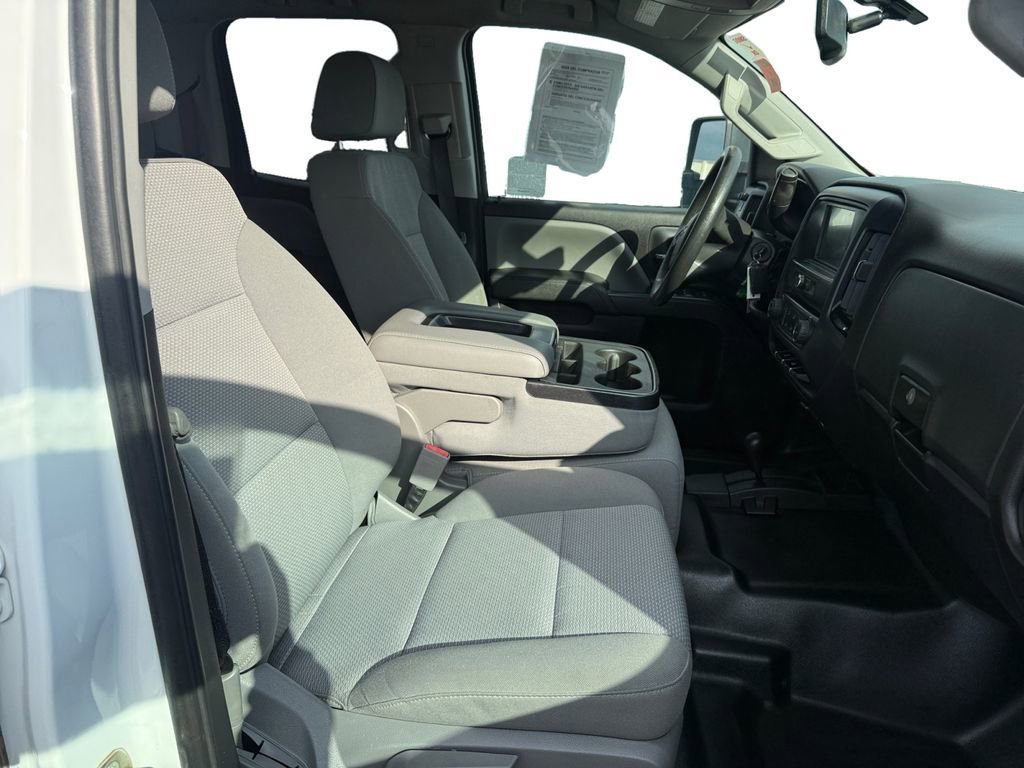 Used 2019 Chevrolet Silverado 2500 W/T image 17