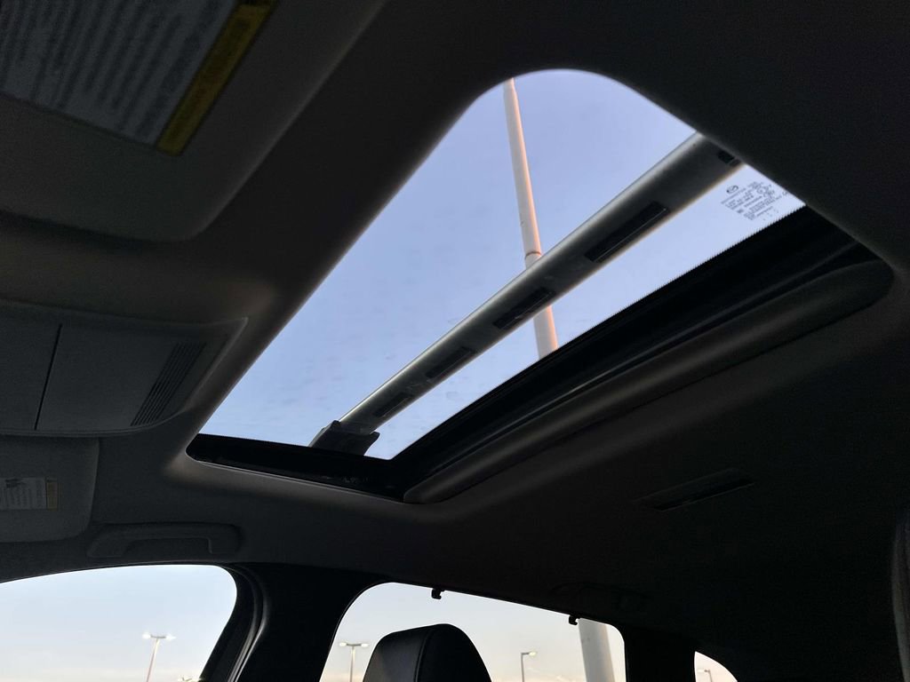 Certified 2024 MAZDA CX-90 Plug-In Hybrid w/ Preferred image 28