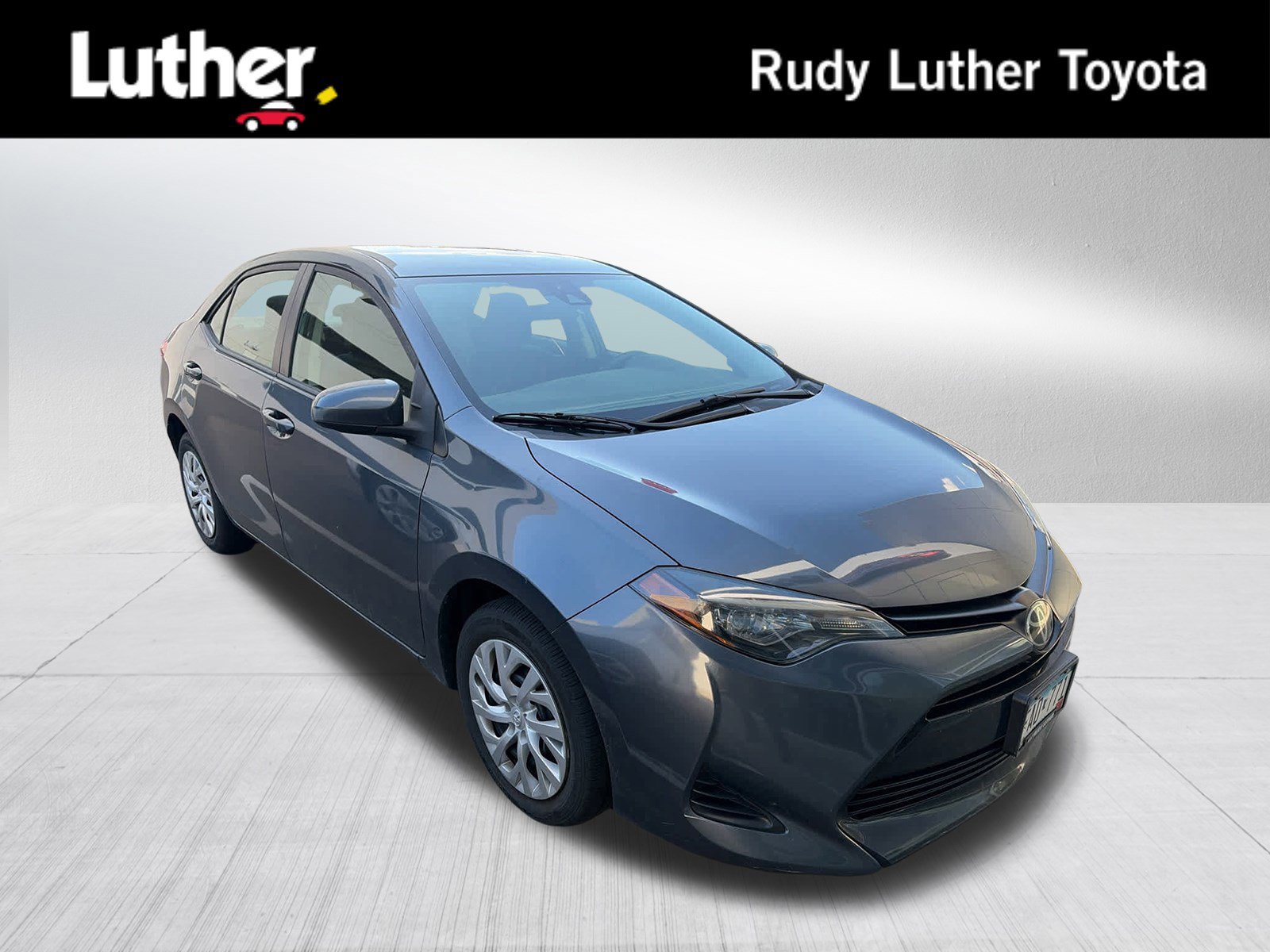 Certified 2019 Toyota Corolla LE FWD image 1
