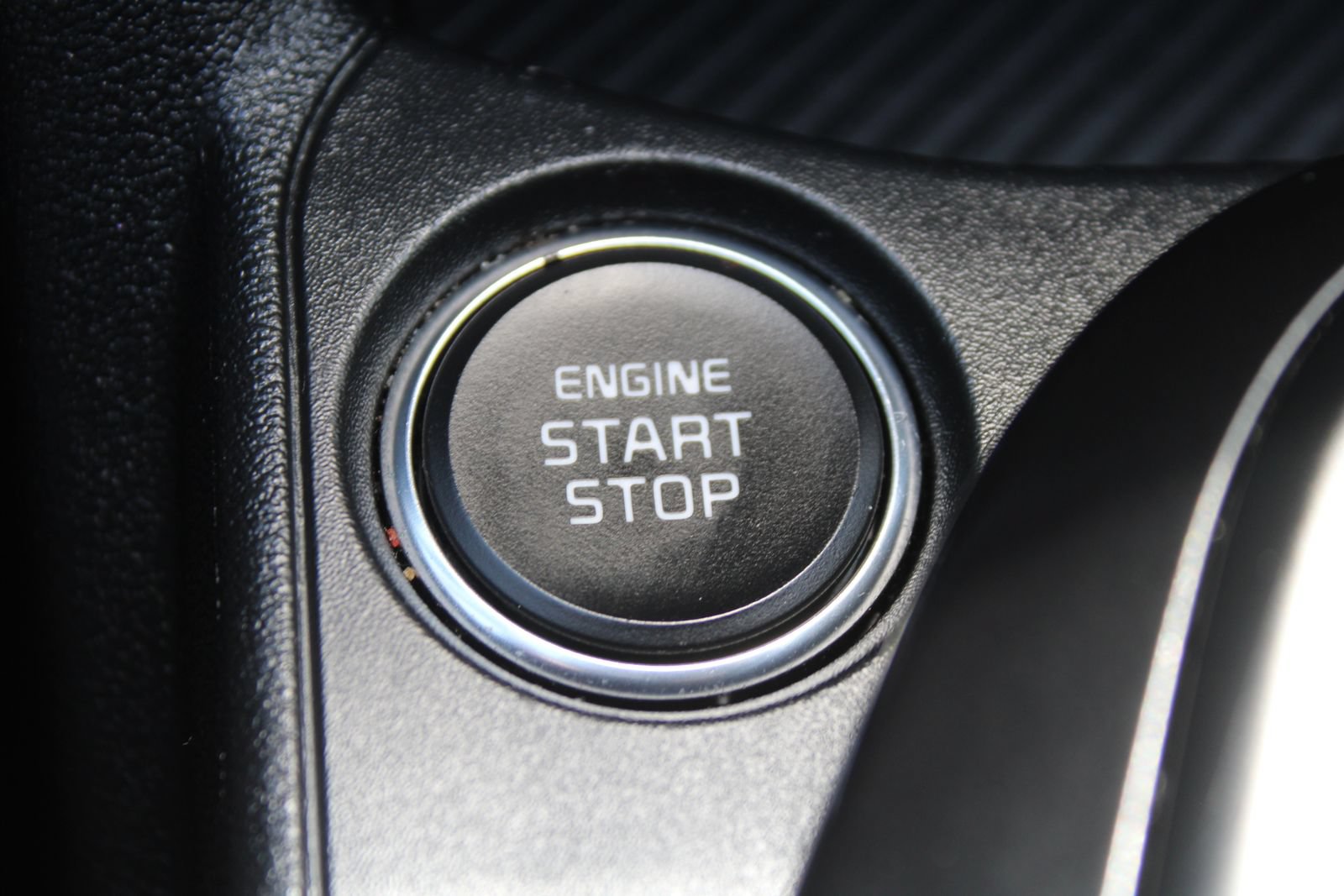 Certified 2025 Kia K4 FWD image 31
